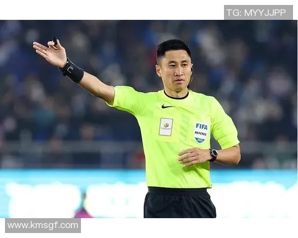 足球明星纷纷点赞马宁执法表现展现中国裁判新风貌 足球明星纷纷点赞马宁执法表现展现中国裁判新风貌