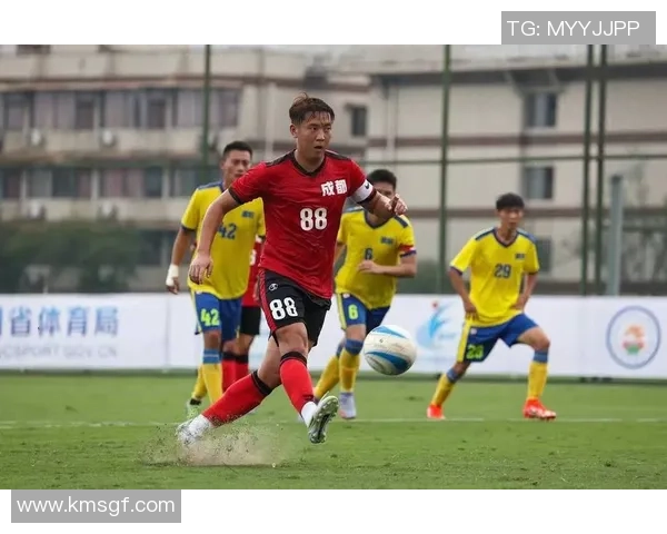 成都足球队的奋斗历程与梦想追逐大师赛特别报道