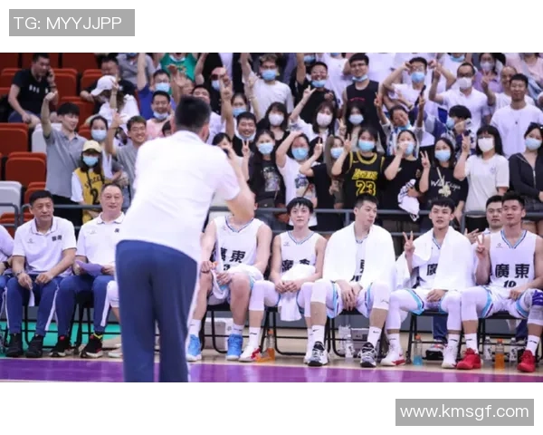 南京篮球队在全运会积分榜上以97分稳居第一名引发关注 南京篮球队在全运会积分榜上以97分稳居第一名引发关注